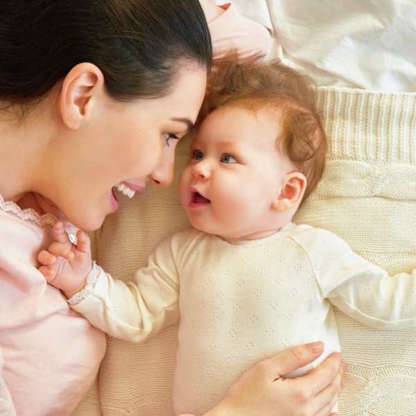 3 Special Ways to Bond with Your Baby in the First Month
